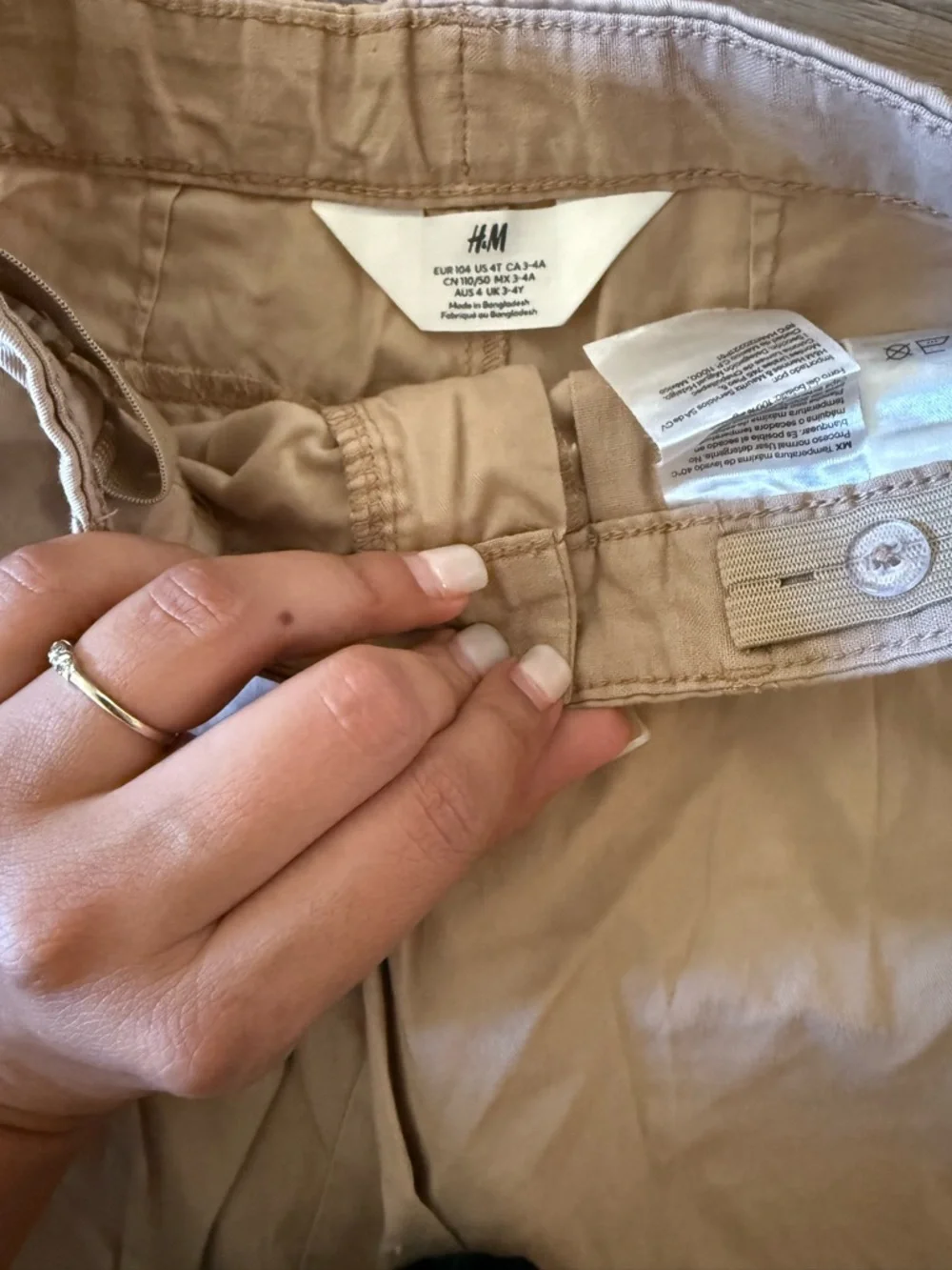 Bundle of boy shorts H&M, carters and Crewcuts